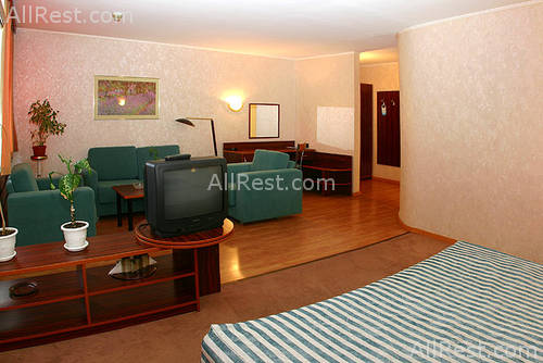 Cosmos Hotel 5